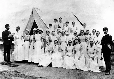 New York Nurses, Sternberg General Hospital, Camp Thomas, Chickamauga, Georgia, during the Spanish-American War, 1898. (Photo courtesy of Center of Military History)